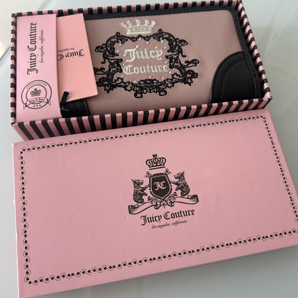 Juicy Dusty Blush Heritage Long Wallet Boxed Holiday